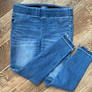 Old Navy Rockstar Jeggings